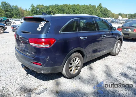 2016 Kia Sorento 2.4L Lx z USA, uszkodzony, nr VIN 5XYPGDA34GG040662
